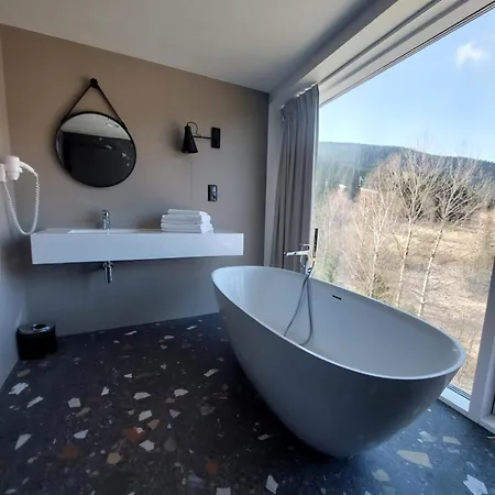 Biala Perla Czarna Gora 606 Sienna (Klodzko)