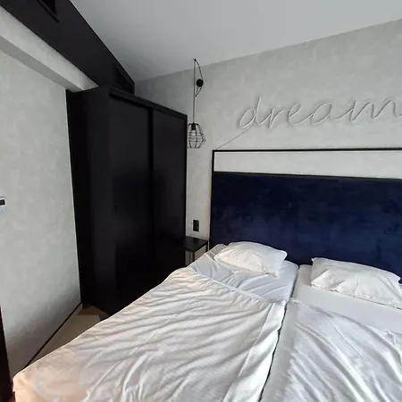 Biala Perla Czarna Gora 606 Sienna (Klodzko)