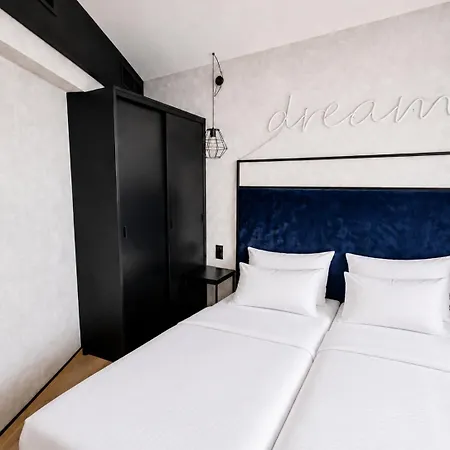 Biala Perla Czarna Gora 606 Sienna (Klodzko)