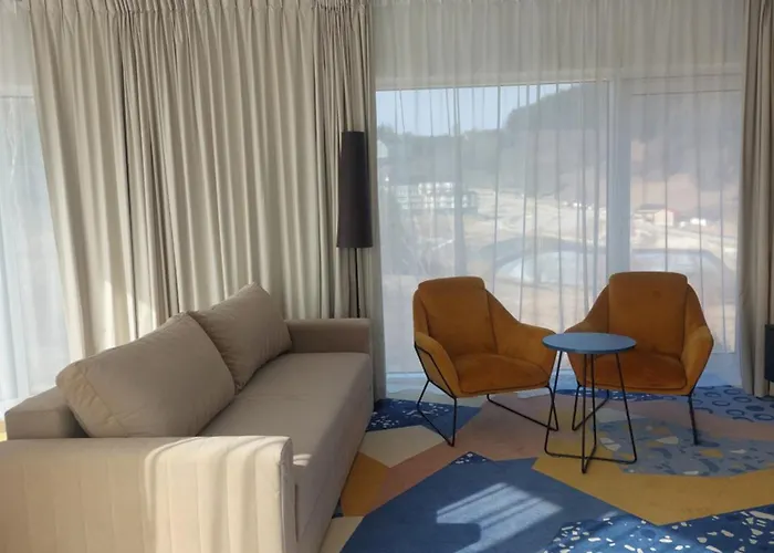 Biala Perla Czarna Gora 606 *