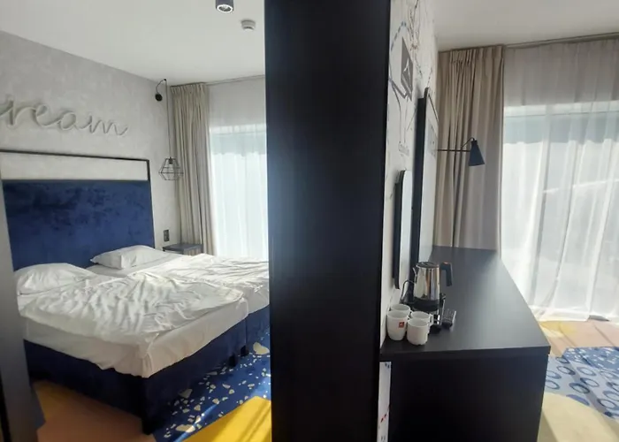 Biala Perla Czarna Gora 606 *