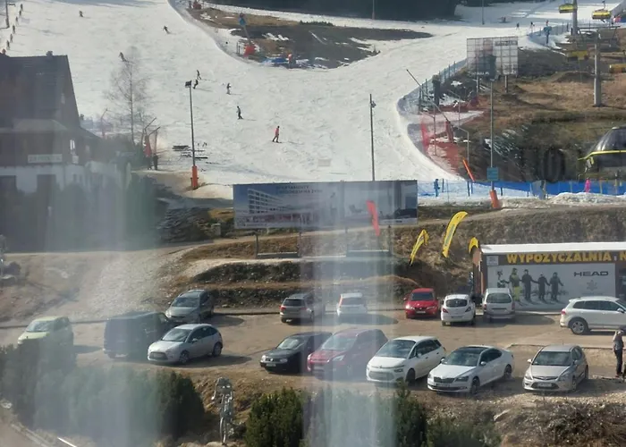 Biala Perla Czarna Gora 606 西恩纳